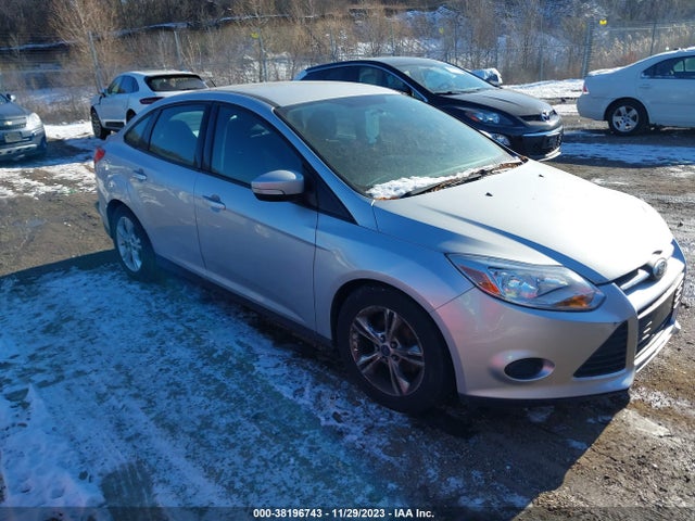 2014 FORD FOCUS SE VIN: 1FADP3F22EL188295