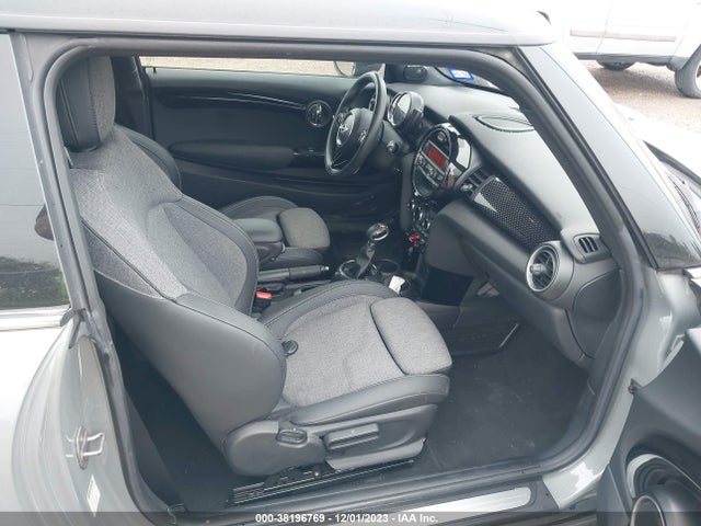 2015 MINI HARDTOP WMWXP7C57F2A35691 Photo 4