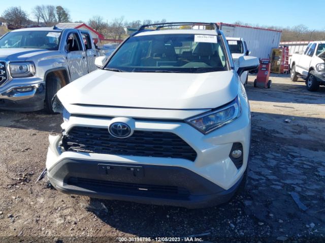 2T3C1RFV0MW123834 Toyota Rav4 Xle Premium