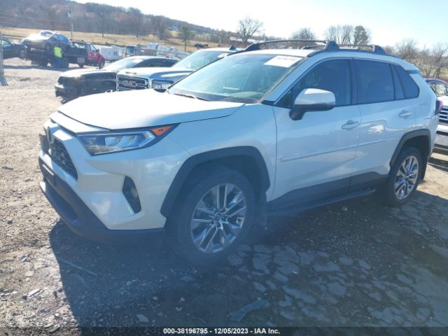 2T3C1RFV0MW123834 Toyota Rav4 Xle Premium