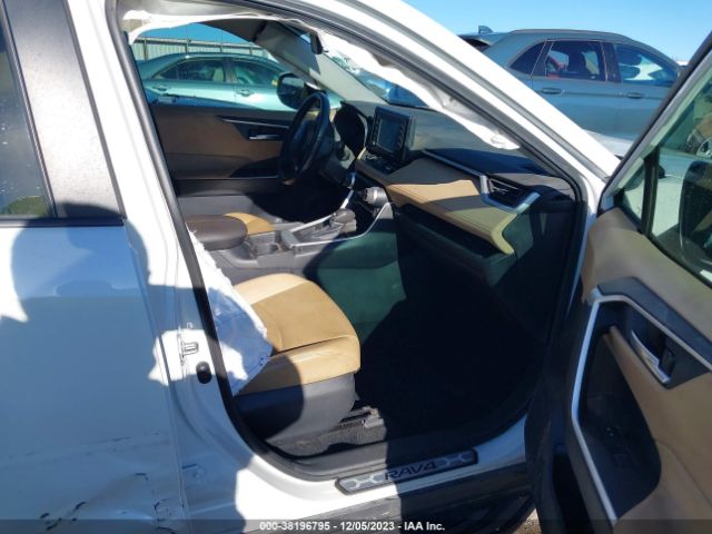 2T3C1RFV0MW123834 Toyota Rav4 Xle Premium