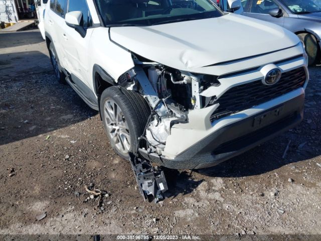 2T3C1RFV0MW123834 Toyota Rav4 Xle Premium