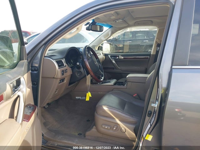 JTJJM7FX7K5230918 Lexus 460 Luxury