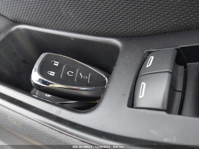 Chevrolet Traverse Premier 2019 1GNERKKW7KJ271425 Image 11