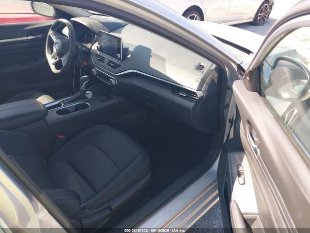 1N4BL4DV9NN337330 Nissan Altima Sv Fwd