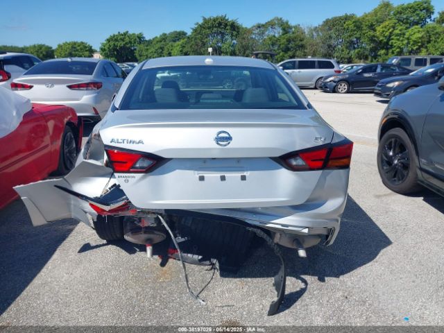 1N4BL4DV9NN337330 Nissan Altima Sv Fwd