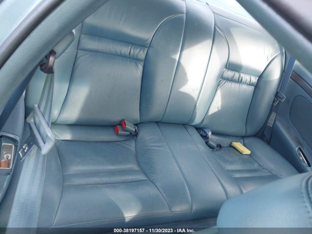 1993 LINCOLN MARK VIII VIN: 1LNLM91V8PY688711
