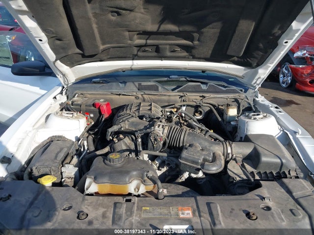 Продаж на аукціоні авто 2014 Ford Mustang V6, vin: 1ZVBP8AM2E5241389, номер лоту: 38197343