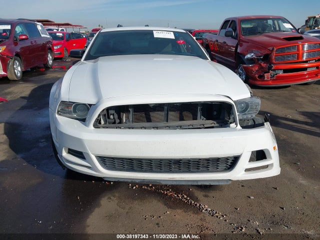 Продаж на аукціоні авто 2014 Ford Mustang V6, vin: 1ZVBP8AM2E5241389, номер лоту: 38197343