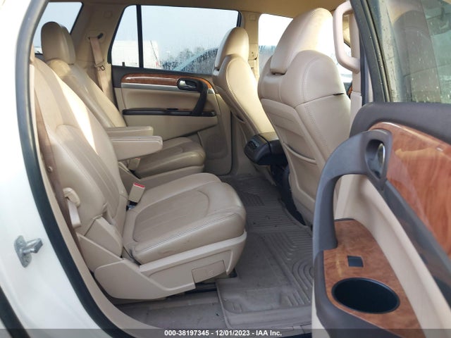38197345 :رقم المزاد ، 5GAKRCED1CJ417817 vin ، 2012 Buick Enclave Leather مزاد بيع