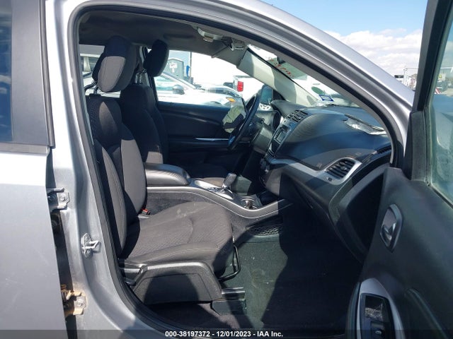2018 DODGE JOURNEY SE VIN: 3C4PDCABXJT474935
