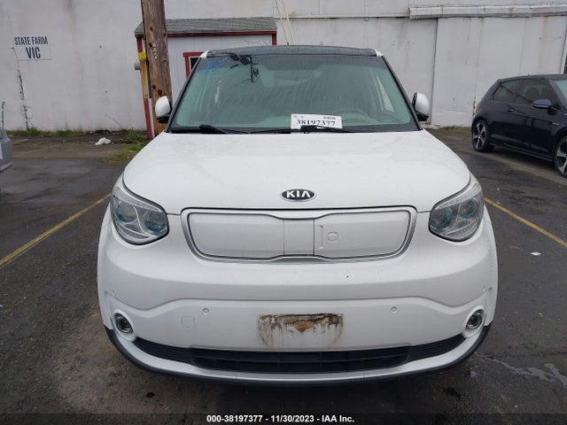 KIA Soul Ev + 2016 KNDJX3AE3G7017730 Image 13
