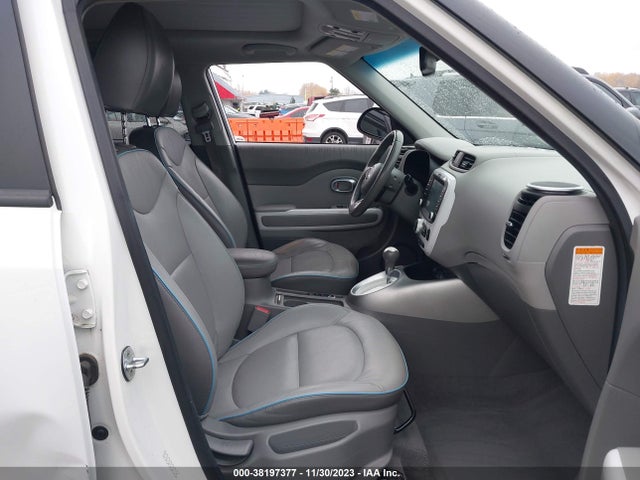 KIA Soul Ev + 2016 KNDJX3AE3G7017730 Image 5