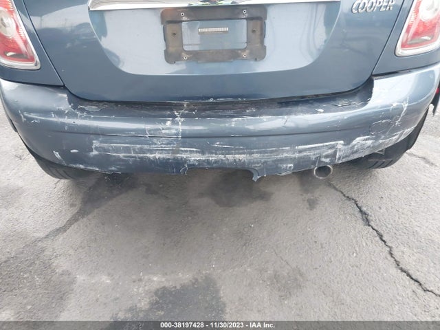 2010 MINI COOPER WMWMF3C51ATZ22346 Photo 5