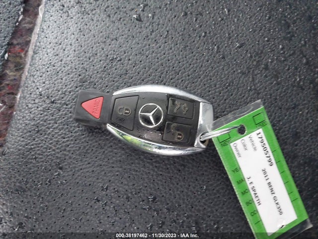 2011 MERCEDES-BENZ GLK 350 VIN: WDCGG8HB1BF634023
