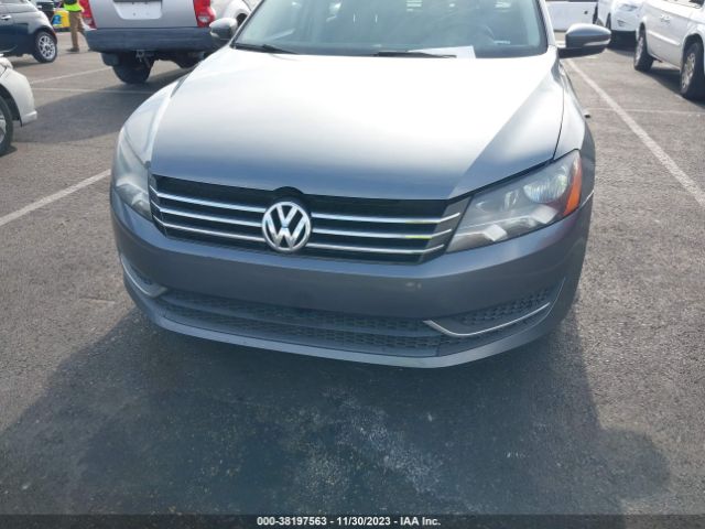 1VWAT7A33EC037009 Volkswagen Passat 1.8t S