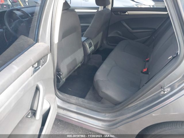 1VWAT7A33EC037009 Volkswagen Passat 1.8t S