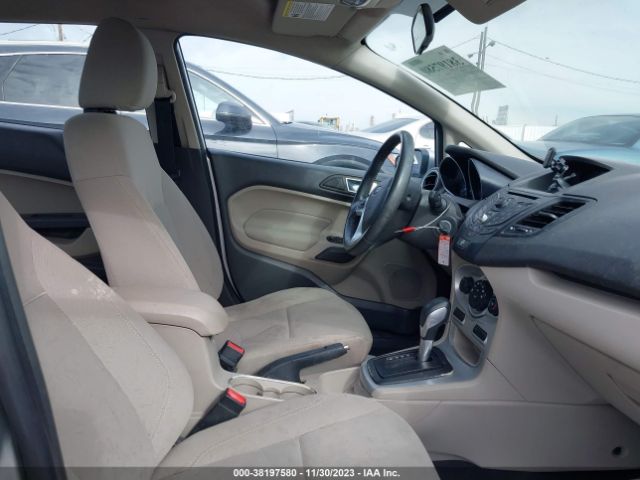 3FADP4BJ1EM207453 Ford FIESTA SE