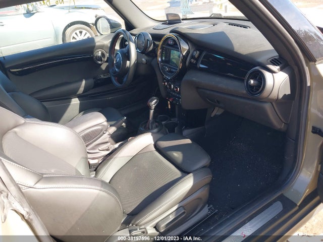 2019 MINI HARDTOP WMWXP7C52K2A51159 Photo 4