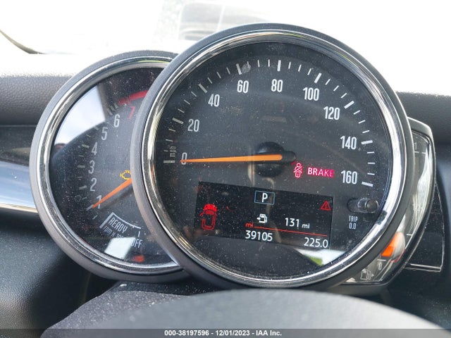 2019 MINI HARDTOP WMWXP7C52K2A51159 Photo 6