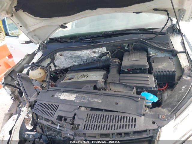 2011 VOLKSWAGEN TIGUAN SE VIN: WVGBV7AX1BW511694