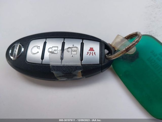 5N1AT3BB4MC700311 Nissan Rogue Sv Intelligent Awd