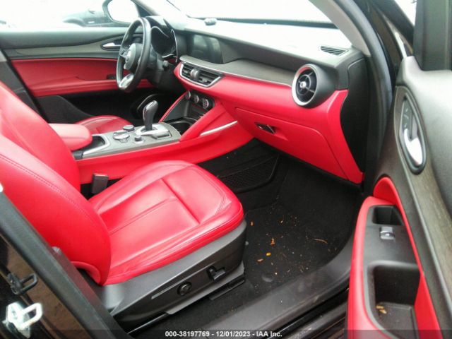 2020 ALFA ROMEO STELVIO ZASPAKBN8L7C97604 Photo 4