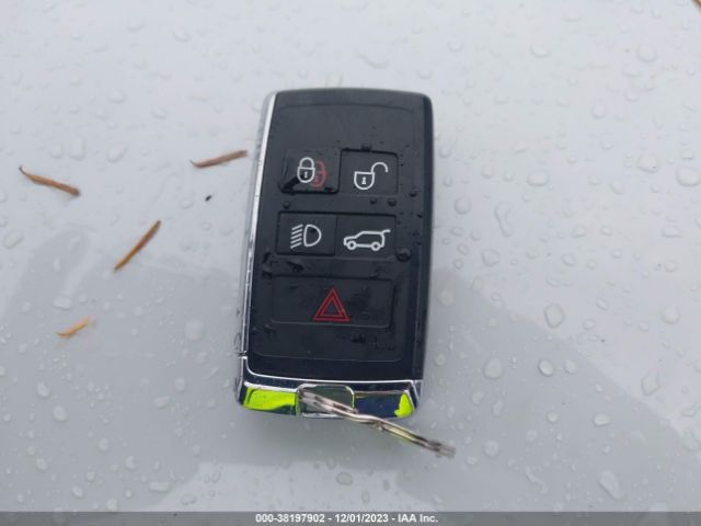 2020 JAGUAR E-PACE SADF12FXXL1011873 Photo 10