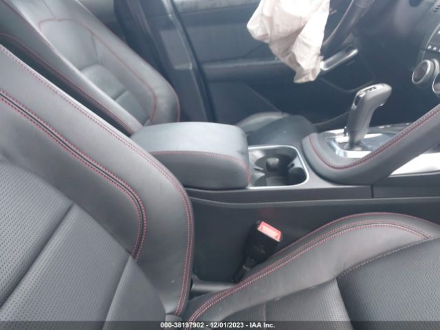 2020 JAGUAR E-PACE SADF12FXXL1011873 Photo 4