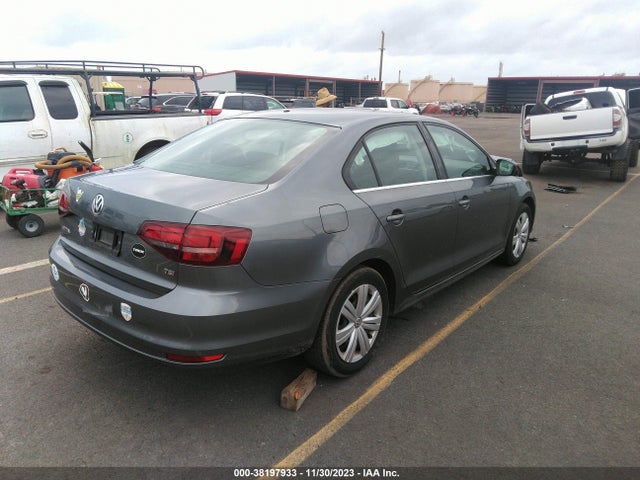 3VW167AJ5HM381160 Volkswagen Jetta 1.4t S