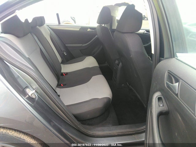3VW167AJ5HM381160 Volkswagen Jetta 1.4t S