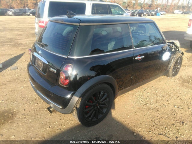 2005 MINI COOPER WMWRC33535TK63271 Photo 3