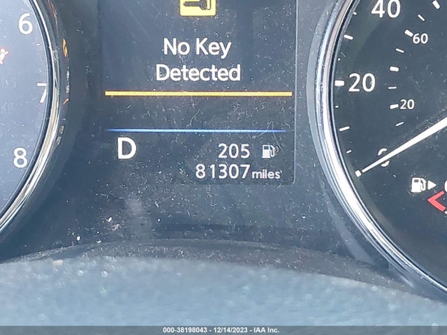 2018 NISSAN ROGUE SL VIN: 5N1AT2MT9JC705810