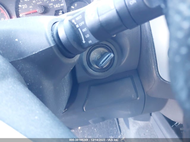 2012 NISSAN XTERRA S VIN: 5N1AN0NU3CC504221