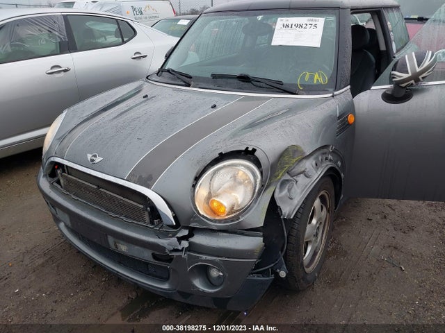 2010 MINI COOPER WMWMF3C5XATZ67141 Photo 5