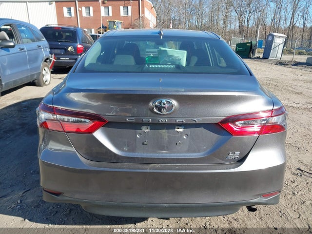 2022 TOYOTA CAMRY LE AWD VIN: 4T1C11BK2NU069637