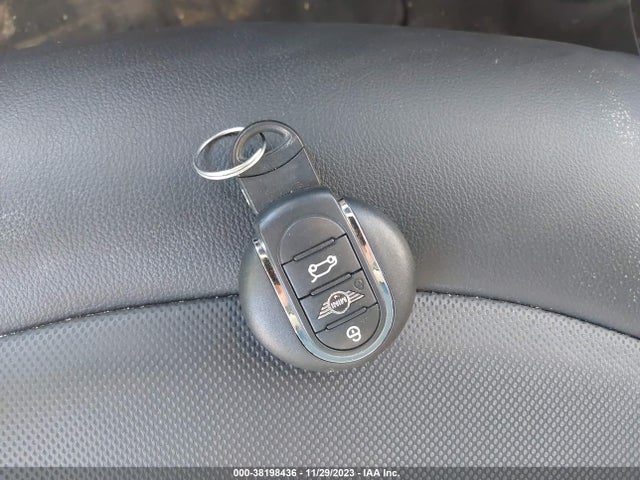 2019 MINI HARDTOP WMWXP5C58K2H96759 Photo 10