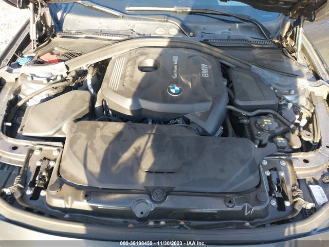 BMW 330i Xdrive 2018 WBA8D9C53JA615430 Image 10