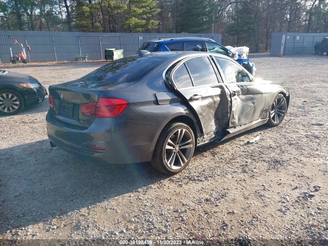 BMW 330i Xdrive 2018 WBA8D9C53JA615430 Image 4