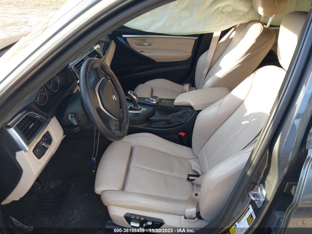 BMW 330i Xdrive 2018 WBA8D9C53JA615430 Image 5