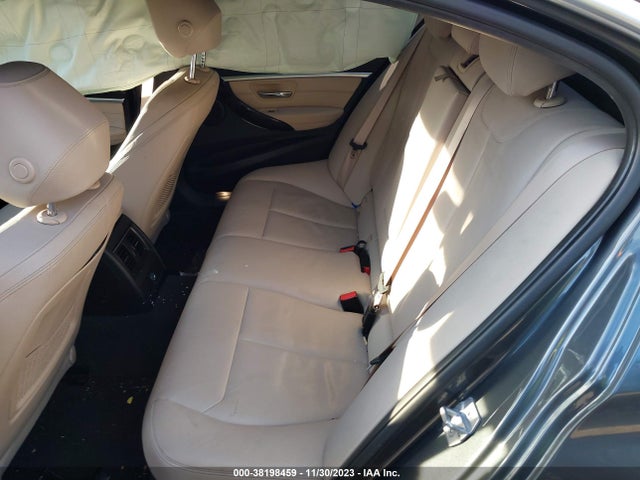 BMW 330i Xdrive 2018 WBA8D9C53JA615430 Image 8