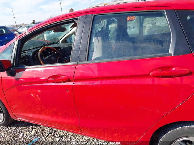 Honda FIT LX 2019 3HGGK5H40KM725905 Image 14