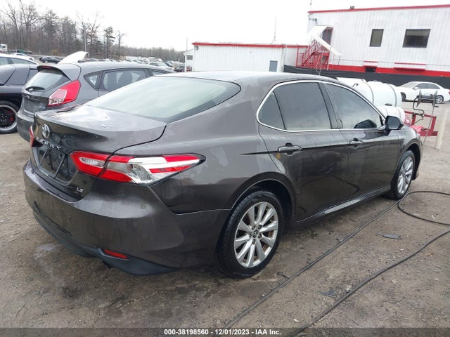 Toyota CAMRY LE 2018 JTNB11HK4J3035671 Image 4