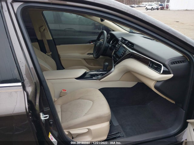Toyota CAMRY LE 2018 JTNB11HK4J3035671 Image 5