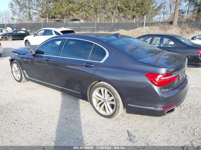 2017 BMW ALPINA B7 XDRIVE VIN: WBA7F2C52HG421217