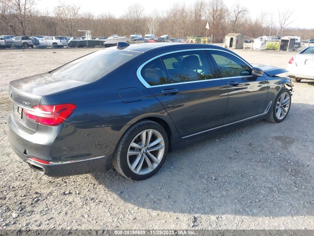 2017 BMW ALPINA B7 XDRIVE VIN: WBA7F2C52HG421217