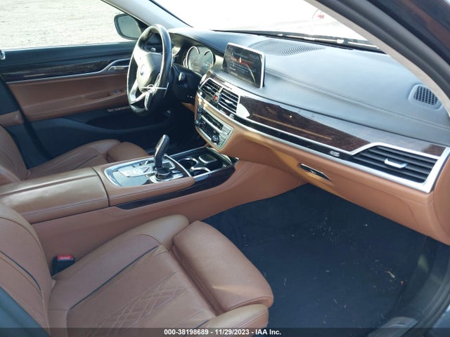 2017 BMW ALPINA B7 XDRIVE VIN: WBA7F2C52HG421217