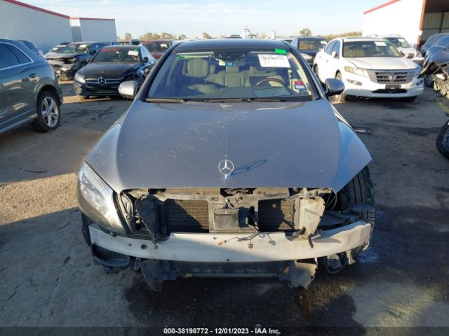 WDDUG8CB4FA131756 Mercedes-Benz S 550