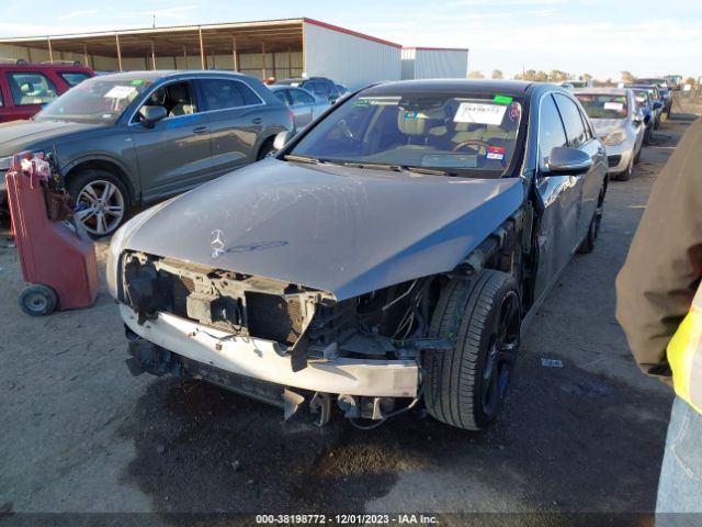 WDDUG8CB4FA131756 Mercedes-Benz S 550