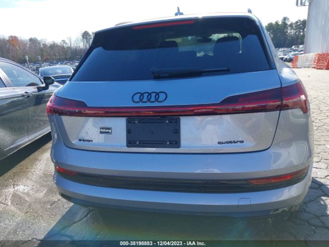 WA1AAAGE7NB047377 Audi E-tron Premium Quattro